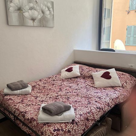 Apartmán Da Sabrina Al Borghetto Janov Exteriér fotografie